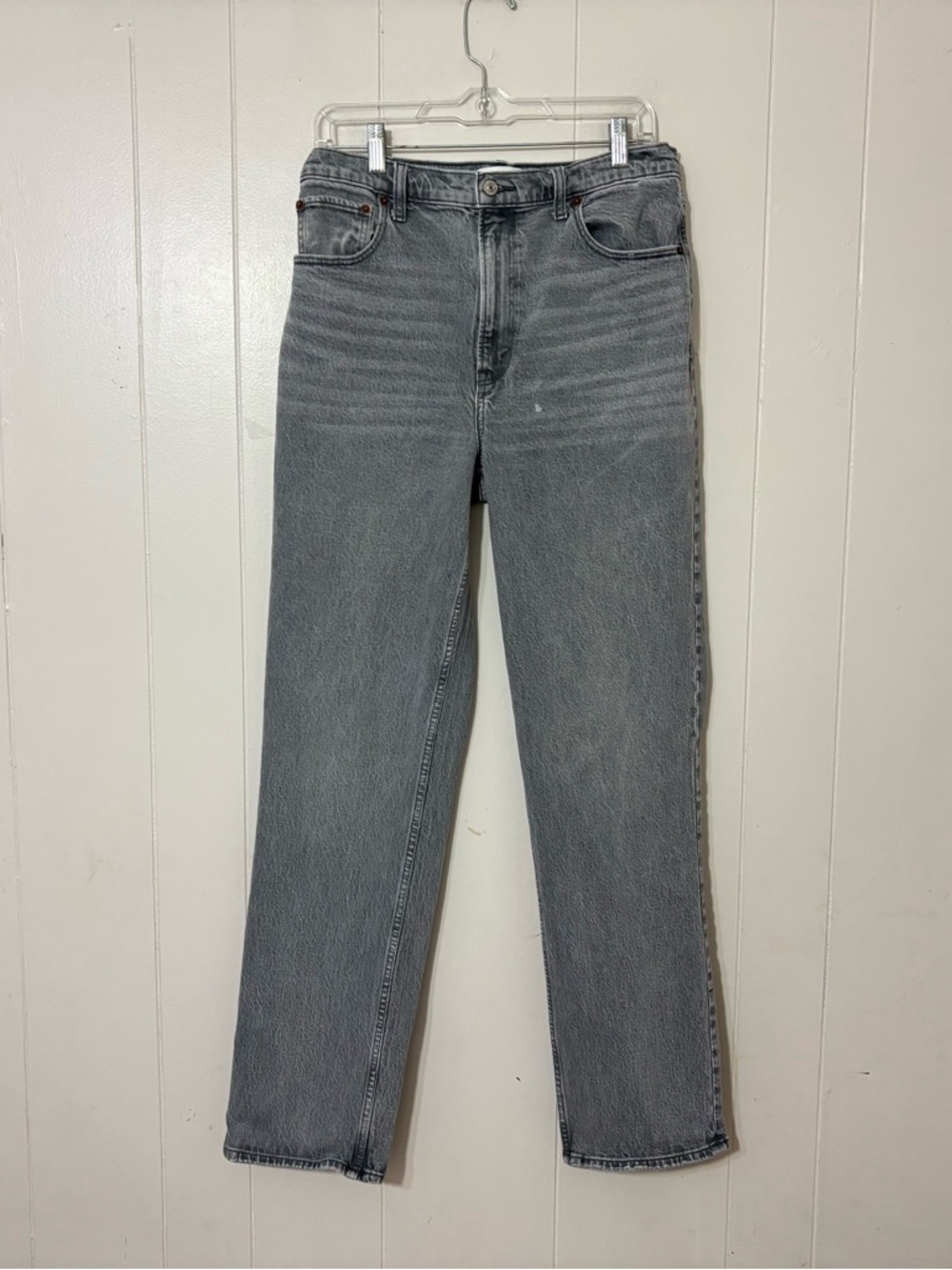 Abercrombie The 90’s Straight Ultra High Rise Jeans Gray Wash Size 10